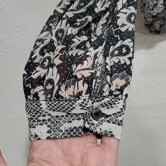 Free People Outfit - Skirt and Blouse - Picture 12 of 16